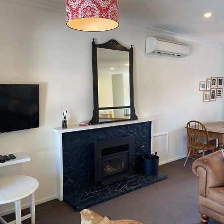 Hpg Villa Formerly Known As Pipi Hotel Havelock North Buitenkant foto