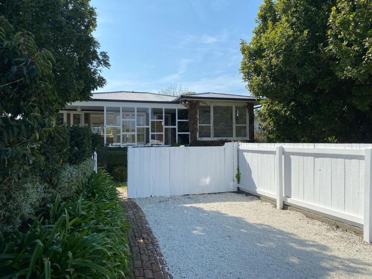 Hpg Villa Formerly Known As Pipi Hotel Havelock North Buitenkant foto