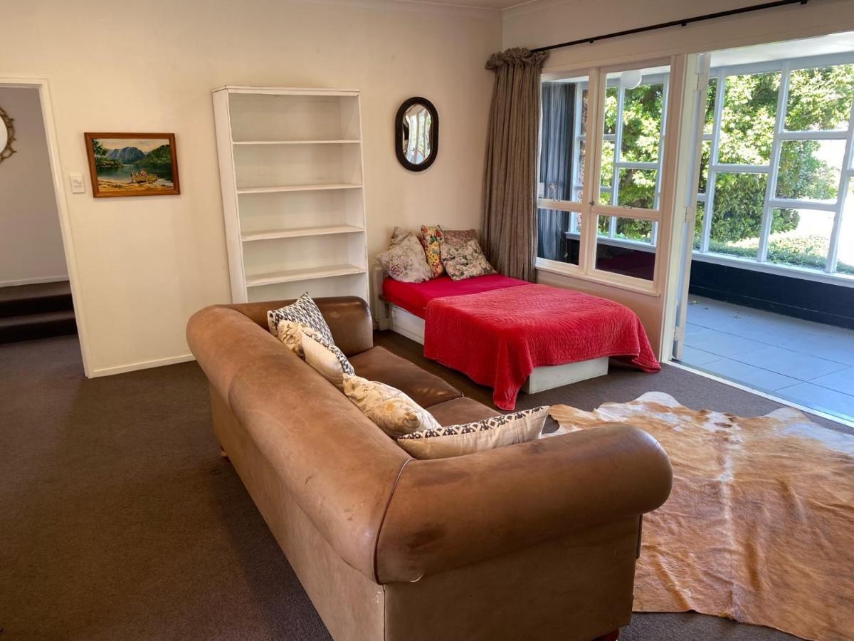 Hpg Villa Formerly Known As Pipi Hotel Havelock North Buitenkant foto